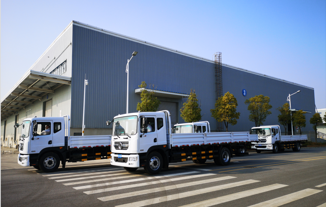 襄阳保税物流中心助力东风汽车整车出口